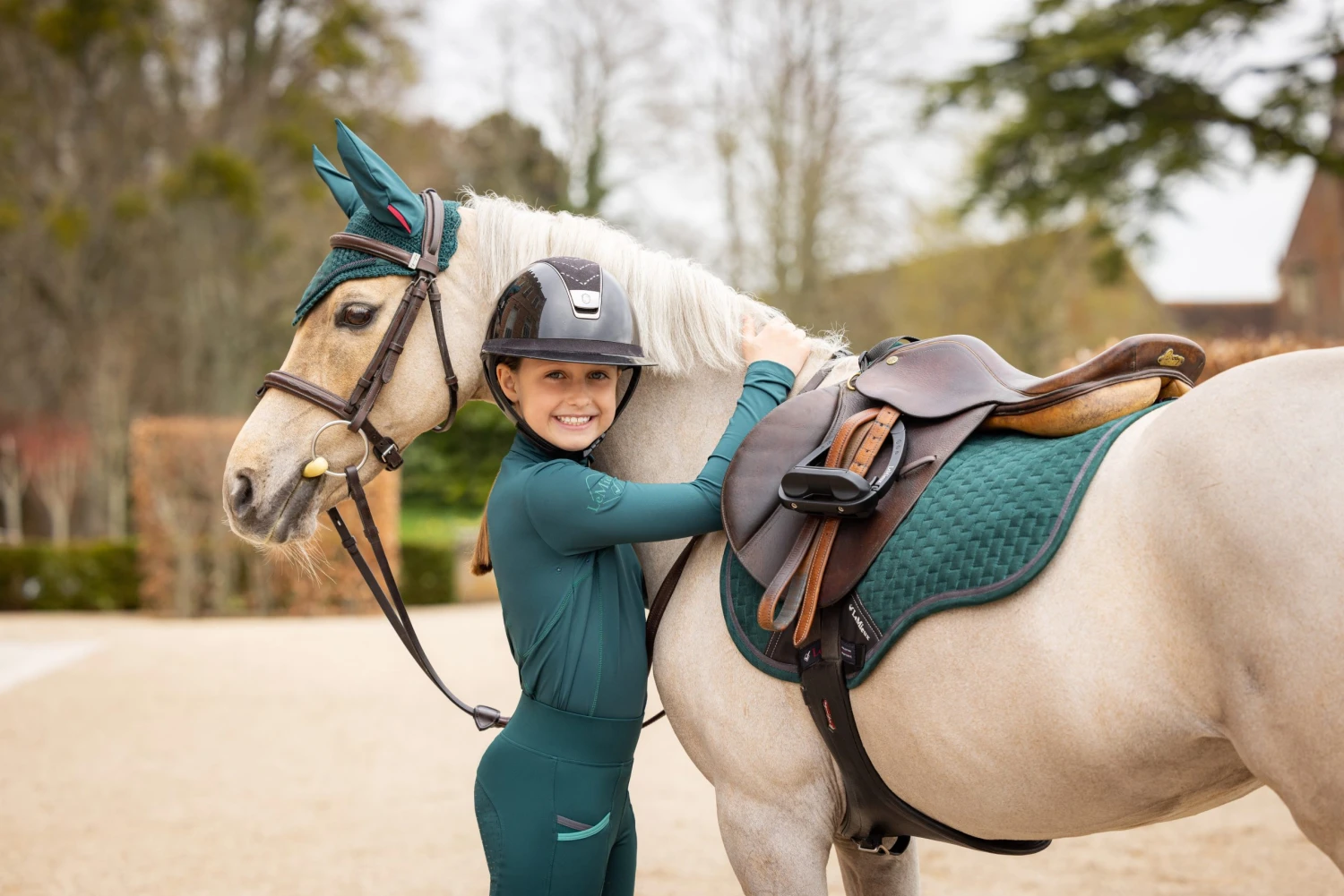 LeMieux GP Suede Square – Spruce 2 LeMieux GP Suede Square – Spruce - Image 2