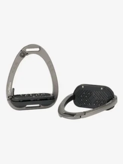 Stirrup Iron – LeMieux Vector Balance Stirrup – Carbon