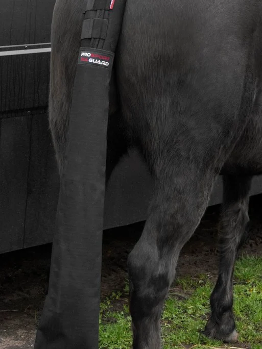 Tail Guards – Le Mieux Tail Guard With Bag – Black 2 Tail Guards – Le Mieux Tail Guard With Bag – Black - Image 2