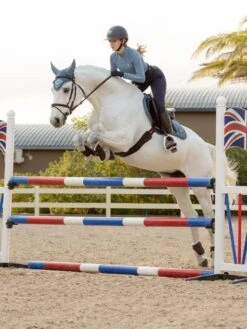 LeMieux Loire Close Contact Square – Ice Blue -Le Mieux tracyrobertson april2021 029 1