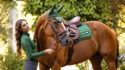 LeMieux Loire Close Contact Square – Hunter Green -Le Mieux tracyrobertson lmcore22 050